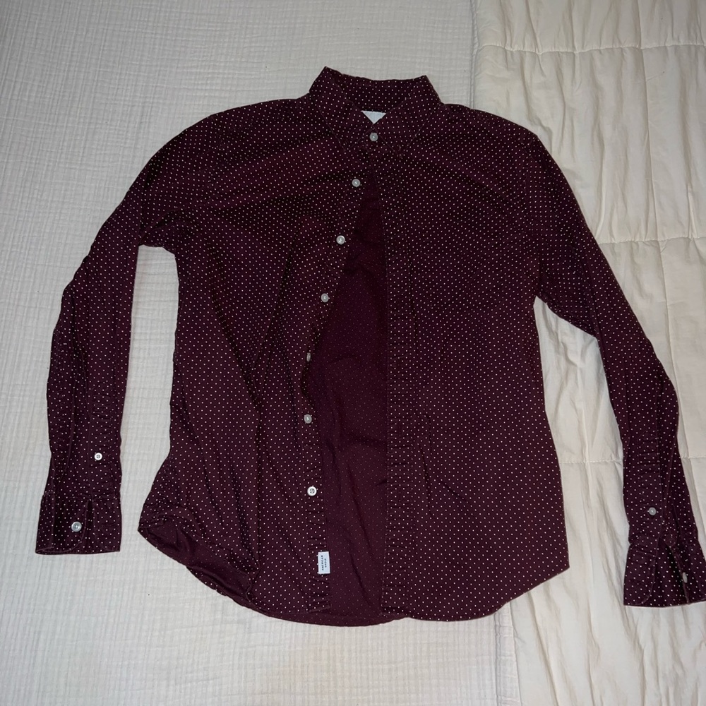 Maroon dot print button up shirt long sleeve